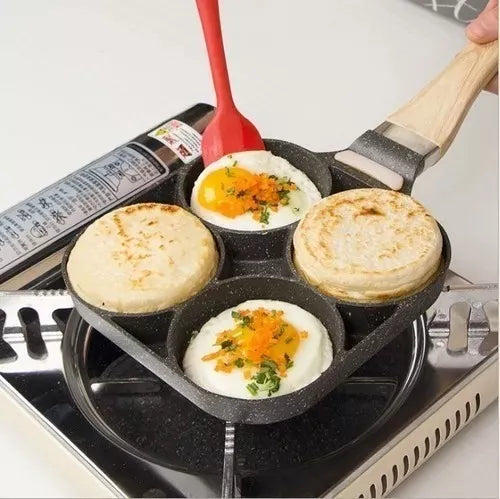 Sartén Antiadherente de 4 Puestos – Huevos, Arepas y Pancakes Perfectos 🍳
